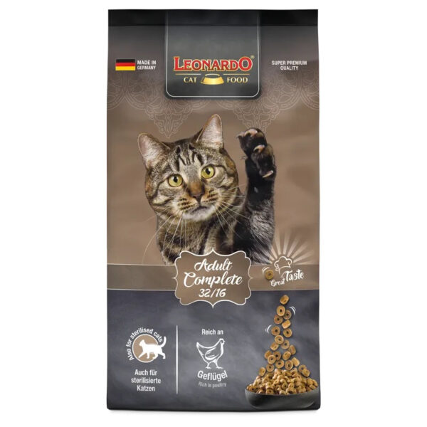 Cat food bag with playful cat